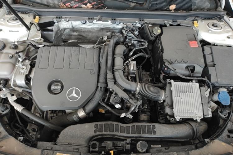 Used Mercedes-Benz CLA 2024-Year Facelifted CLA 200 Engine Bay
