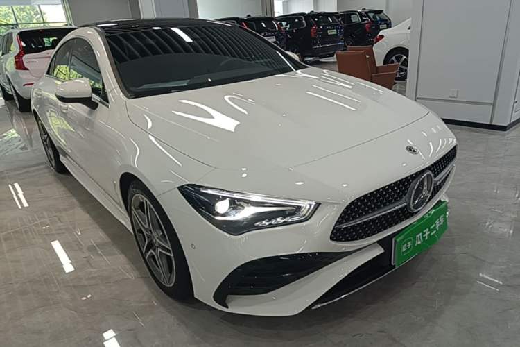 Used Mercedes-Benz CLA 2024-Year Facelifted CLA 200 Exterior 1