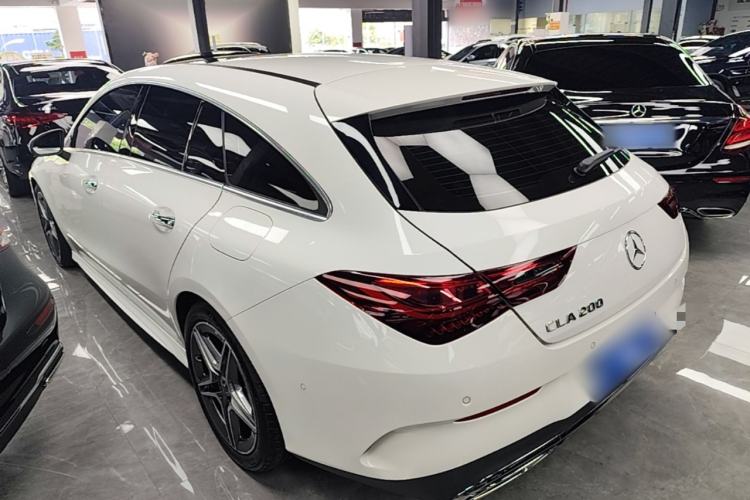 Used Mercedes-Benz CLA 2024 Facelifted CLA 200 Shooting Brake Exterior 2
