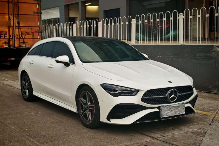 Used Mercedes-Benz CLA 2024 CLA 200 Shooting Brake Exterior 2