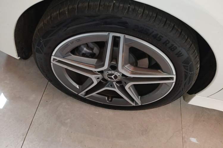 Used Mercedes-Benz CLA 2024 CLA 200 Exterior 5