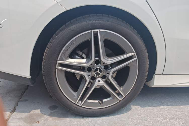 Used Mercedes-Benz CLA 2024 CLA 200 Shooting Brake Exterior 8