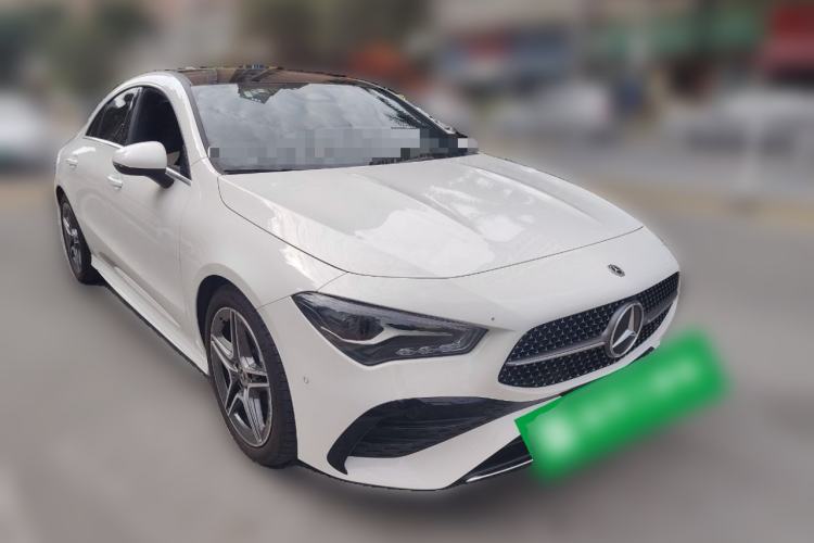 Used Mercedes-Benz CLA 2024 CLA 200 Front Right 45 Deg