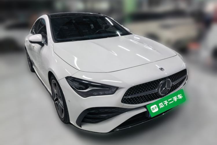 Used Mercedes-Benz CLA 2024 CLA 200 Front Right 45 Deg