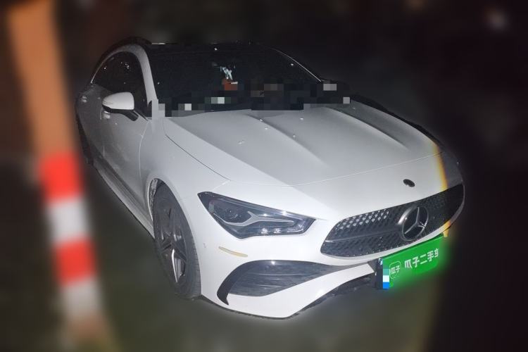 Used Mercedes-Benz CLA 2024 CLA 200 Front Right 45 Deg
