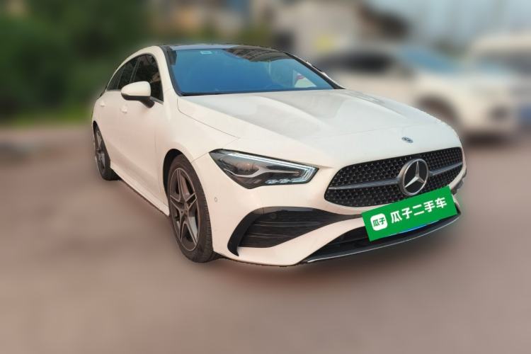 Used Mercedes-Benz CLA 2024 CLA 200 Shooting Brake Front Right 45 Deg
