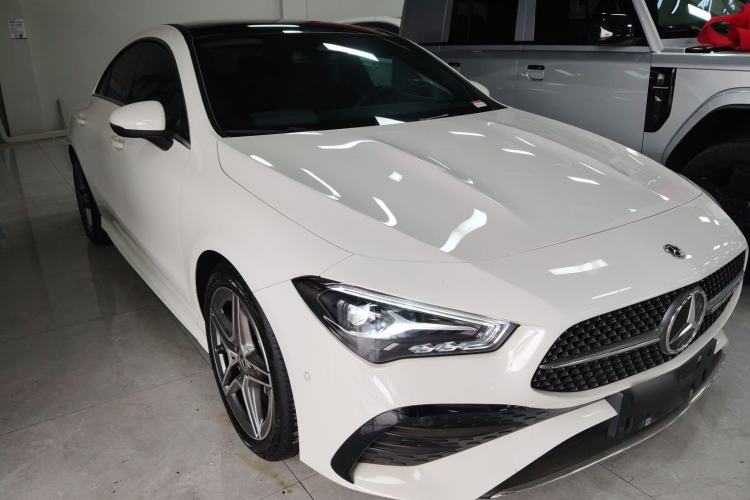 Used Mercedes-Benz CLA 2024 CLA 200 Front Right 45 Deg