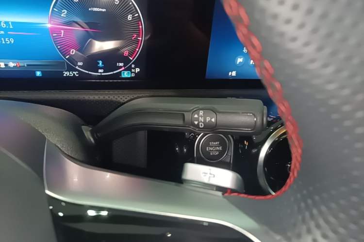 Used Mercedes-Benz CLA 2024-Year Facelifted CLA 200 Gear Lever