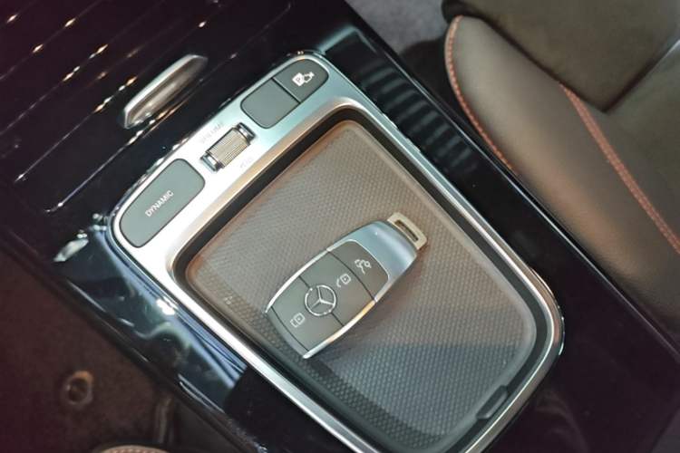 Used Mercedes-Benz CLA 2024-Year Facelifted CLA 200 Interior 1