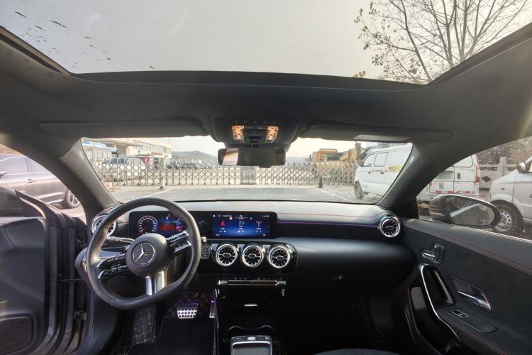 Used Mercedes-Benz CLA 2024 CLA 200 Shooting Brake Interior 2