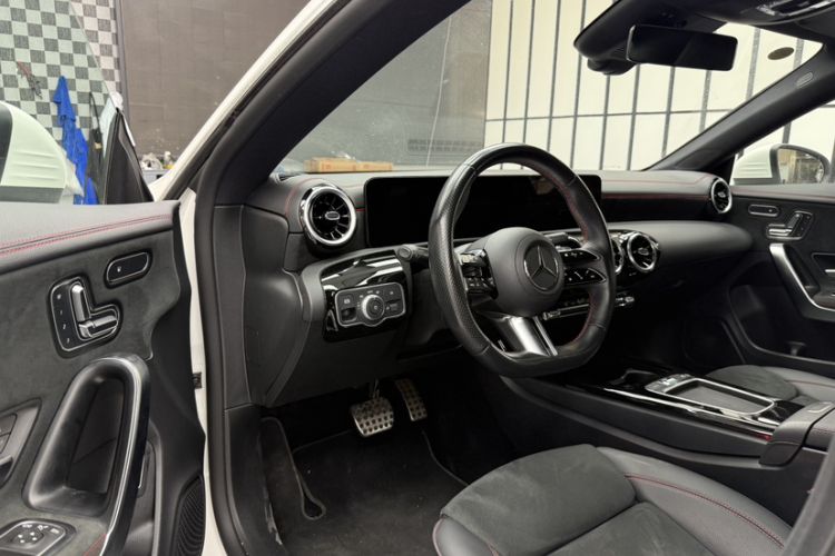Used Mercedes-Benz CLA 2024 CLA 200 Interior 4