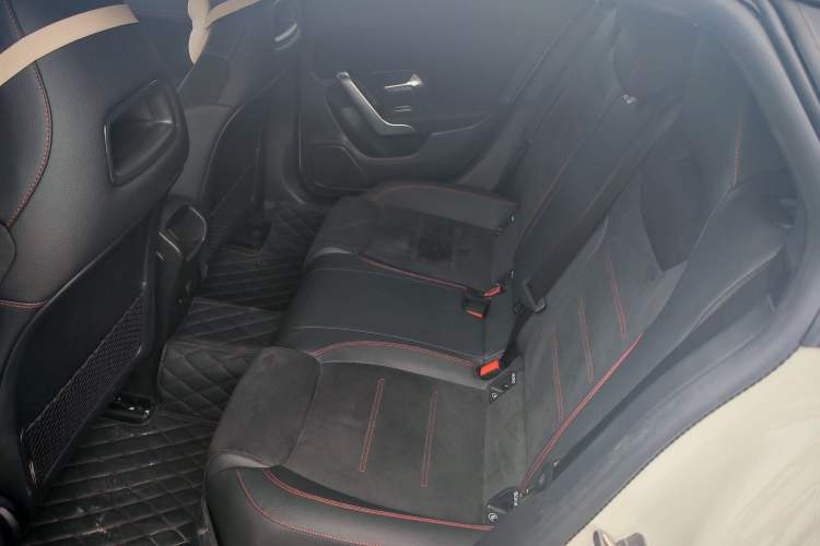 Used Mercedes-Benz CLA 2024 CLA 200 Shooting Brake Interior 4