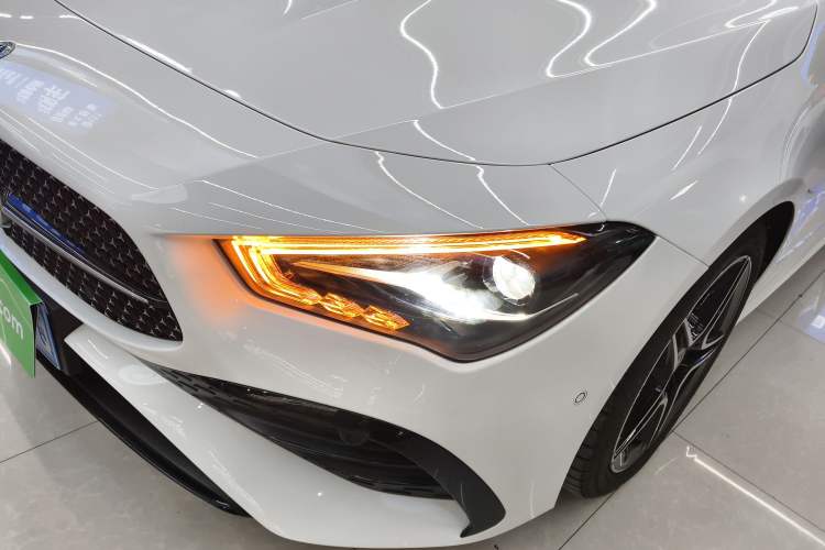 Used Mercedes-Benz CLA 2024 CLA 220 Left Front Headlight