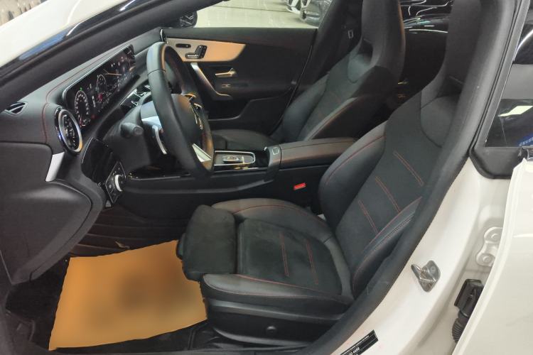 Used Mercedes-Benz CLA 2024 CLA 220 Left Front Seat