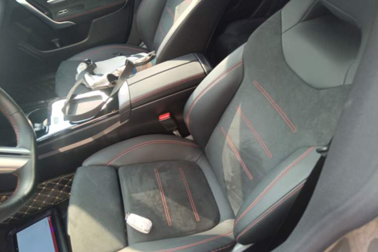 Used Mercedes-Benz CLA 2024 CLA 200 Shooting Brake Left Front Seat