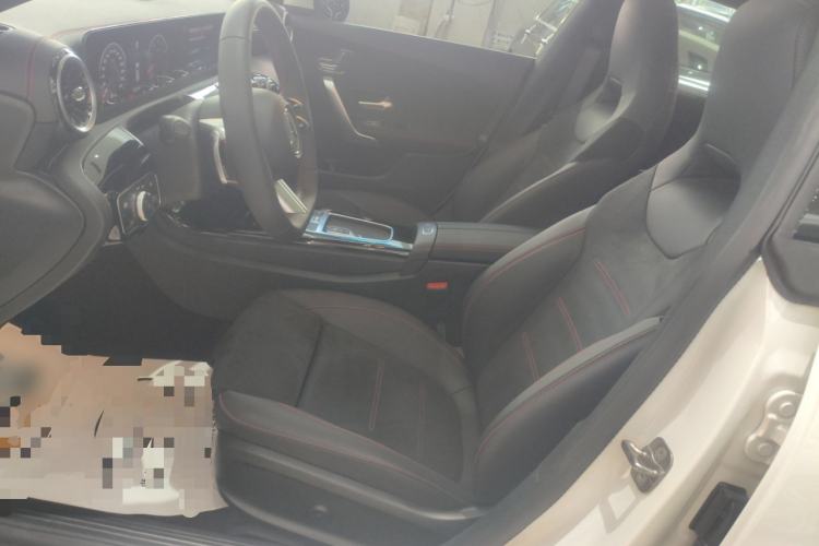 Used Mercedes-Benz CLA 2024 CLA 200 Shooting Brake Left Front Seat