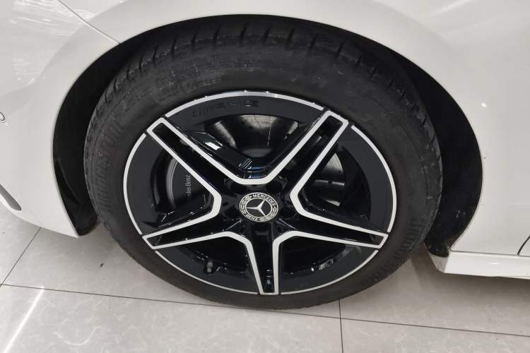 Used Mercedes-Benz CLA 2024 CLA 220 Left Front Wheel Hub