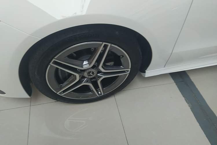 Used Mercedes-Benz CLA 2024 CLA 200 Left Front Wheel Hub