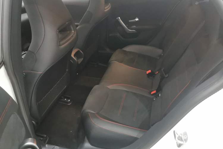 Used Mercedes-Benz CLA 2024 Facelifted CLA 200 Shooting Brake Left Rear Seat