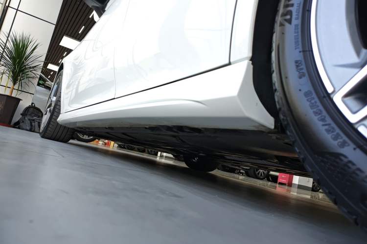 Used Mercedes-Benz CLA 2024 Facelifted CLA 200 Shooting Brake Left Side Sill