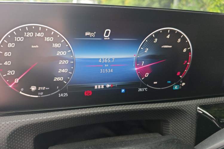 Used Mercedes-Benz CLA 2024 CLA 220 Odometer Close Up