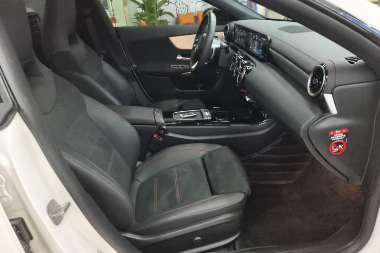 Used Mercedes-Benz CLA 2024 CLA 220 Right Front Seat