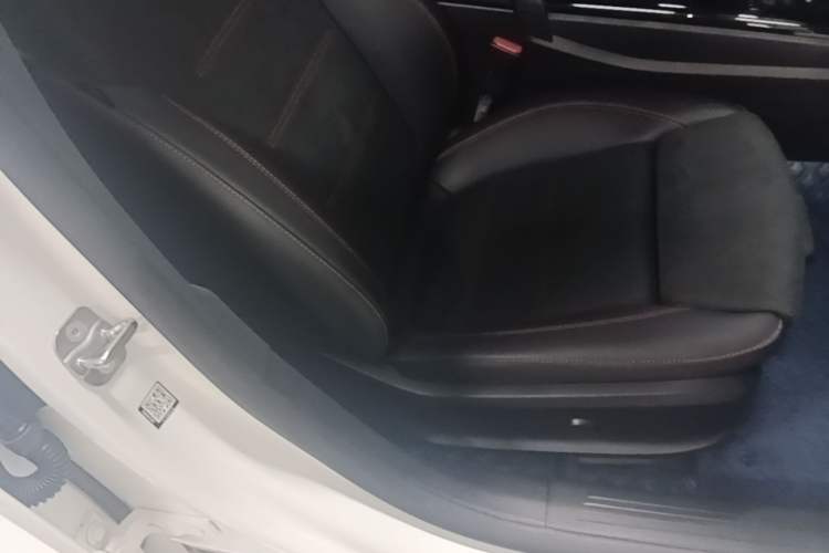 Used Mercedes-Benz CLA 2024 CLA 200 Right Front Seat
