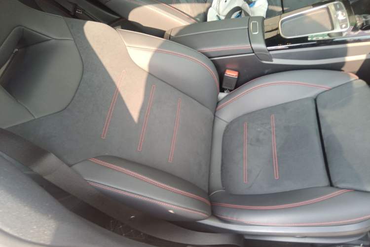 Used Mercedes-Benz CLA 2024 CLA 200 Shooting Brake Right Front Seat