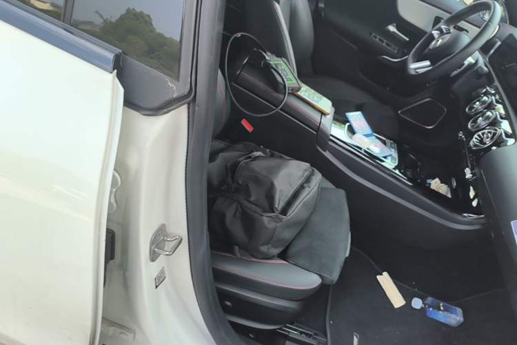 Used Mercedes-Benz CLA 2024 CLA 220 Right Front Seat
