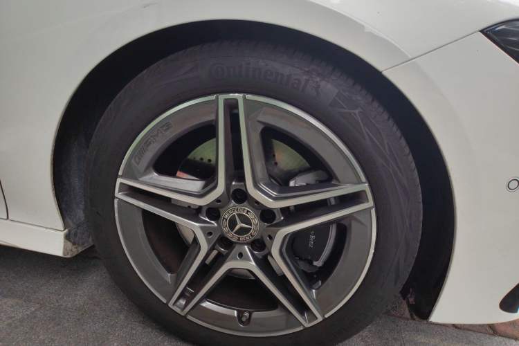 Used Mercedes-Benz CLA 2024 CLA 200 Right Front Wheel Hub