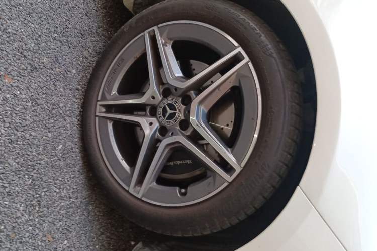 Used Mercedes-Benz CLA 2024 CLA 200 Right Front Wheel Hub