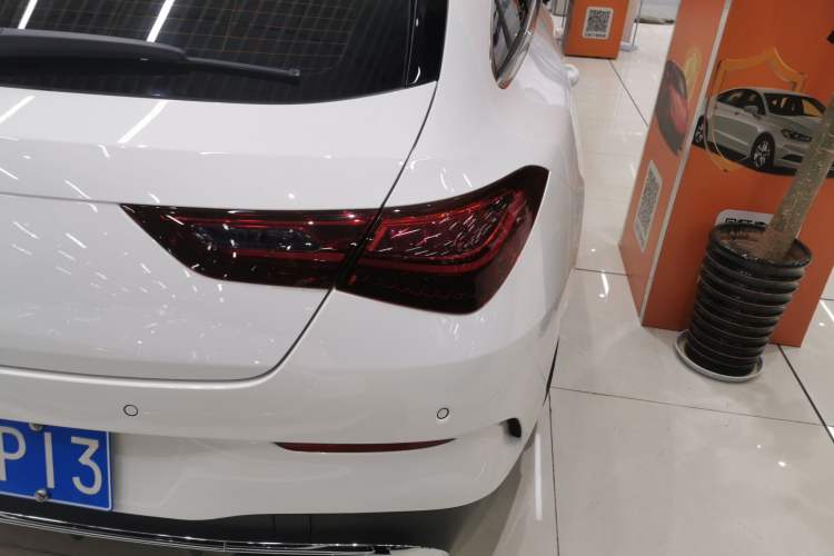 Used Mercedes-Benz CLA 2024 Facelifted CLA 200 Shooting Brake Right Rear Taillight