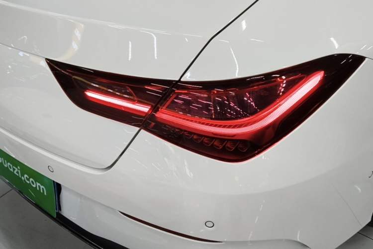Used Mercedes-Benz CLA 2024-Year Facelifted CLA 200 Right Rear Taillight