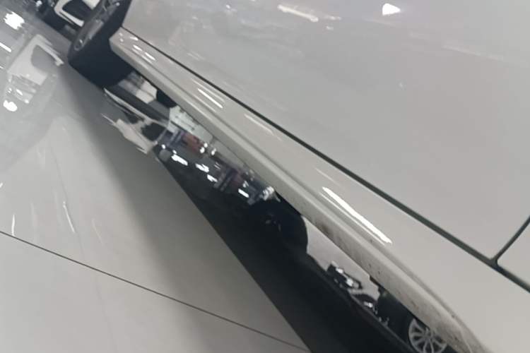Used Mercedes-Benz CLA 2024 CLA 200 Right Side Sill