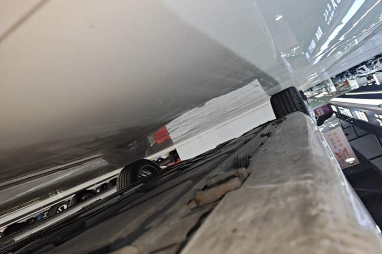 Used Mercedes-Benz CLA 2024-Year Facelifted CLA 200 Right Side Sill