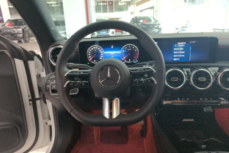 Used Mercedes-Benz CLA 2024-Year Facelifted CLA 200 Steering Wheel
