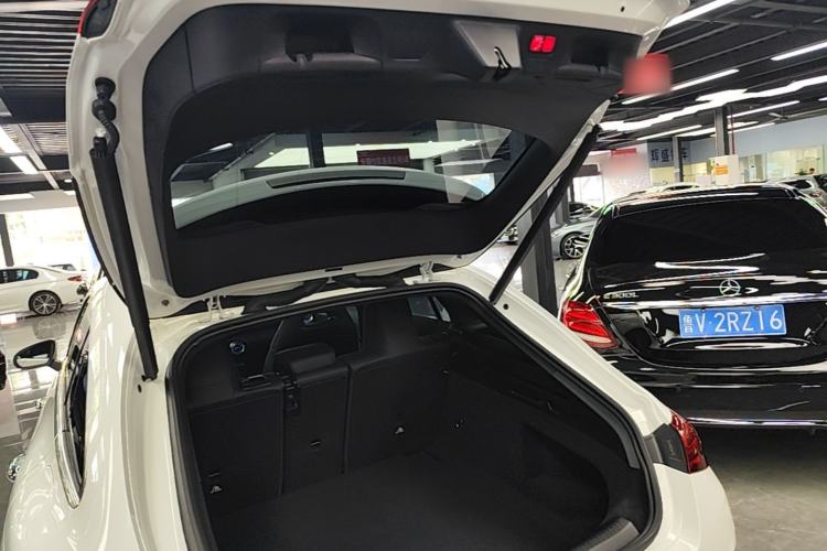 Used Mercedes-Benz CLA 2024 Facelifted CLA 200 Shooting Brake Trunk