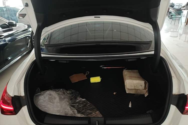 Used Mercedes-Benz CLA 2024-Year Facelifted CLA 200 Trunk