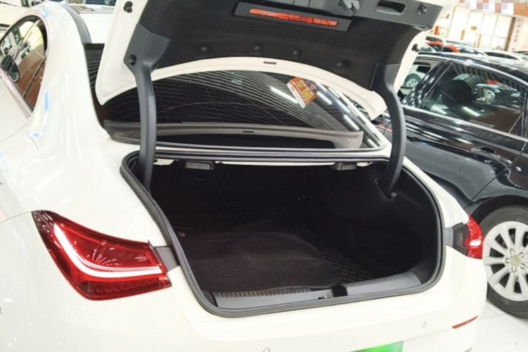 Used Mercedes-Benz CLA 2024-Year Facelifted CLA 200 Trunk