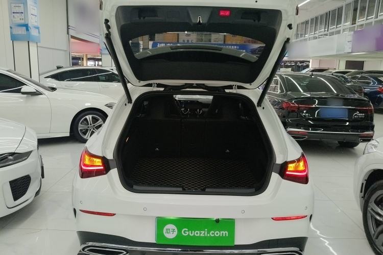 Used Mercedes-Benz CLA 2024 CLA 200 Shooting Brake Trunk