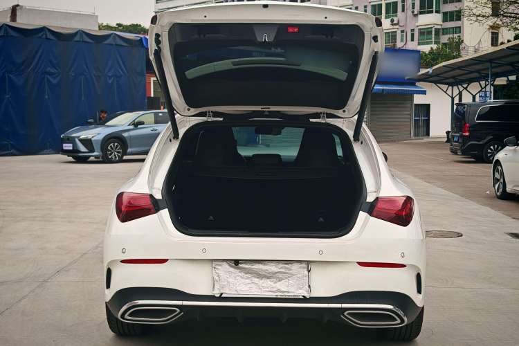 Used Mercedes-Benz CLA 2024 CLA 200 Shooting Brake Trunk