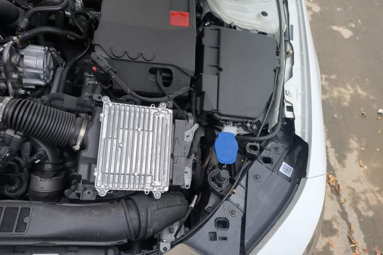 Used Mercedes-Benz CLA 2025 CLA 200 Engine Bay Left