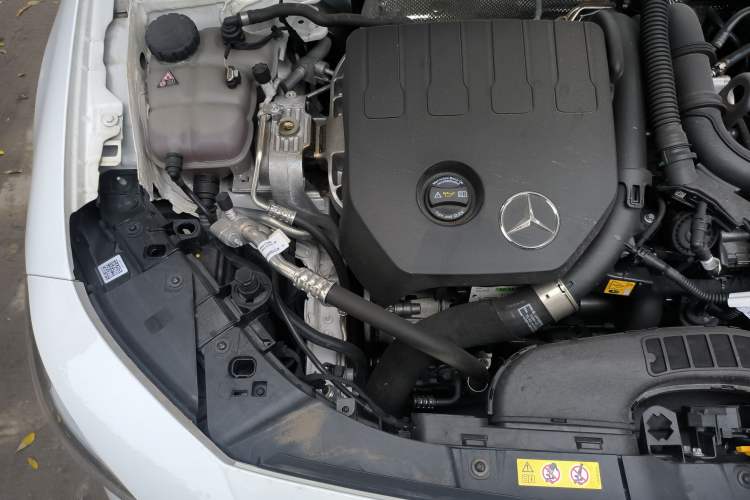 Used Mercedes-Benz CLA 2025 CLA 200 Engine Bay Right