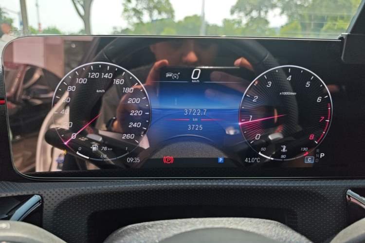 Used Mercedes-Benz CLA 2025 CLA 200 Instrument Cluster