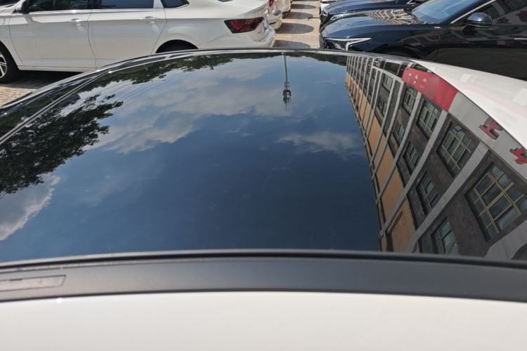 Used Mercedes-Benz CLA 2025 CLA 200 Roof