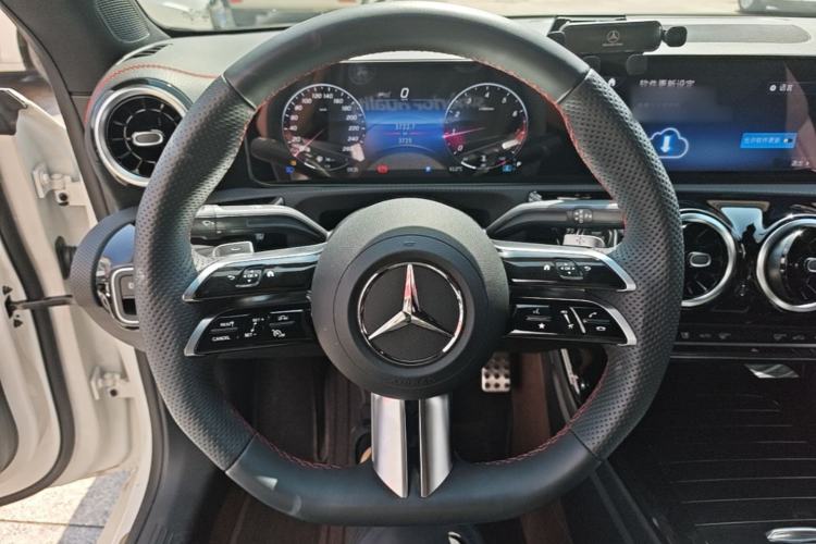 Used Mercedes-Benz CLA 2025 CLA 200 Steering Wheel