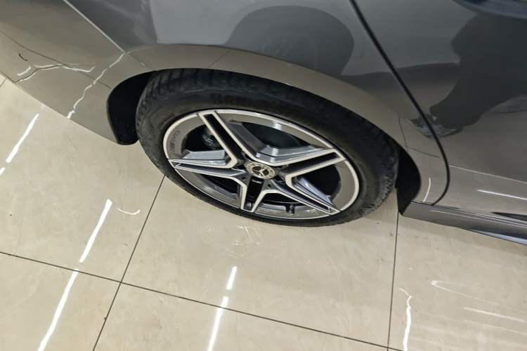 Used Mercedes-Benz CLA 2026 CLA 200 Shooting Brake Right Rear Wheel Hub