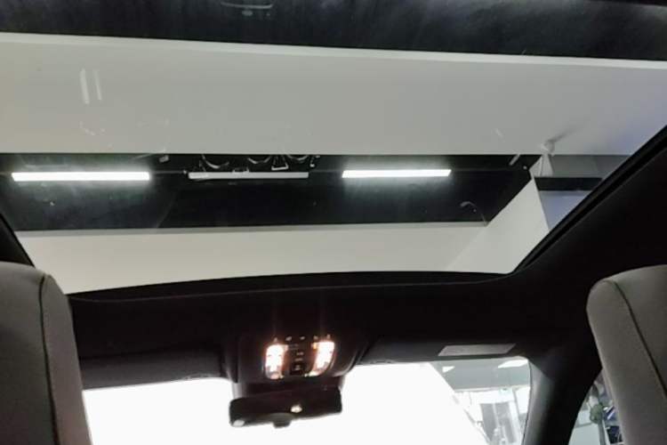 Used Mercedes-Benz CLA 2026 CLA 200 Shooting Brake Headliner