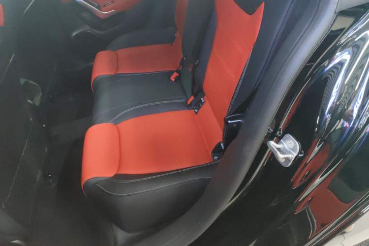 Used Mercedes-Benz CLA AMG 2025 AMG CLA 35 4MATIC Left Rear Seat