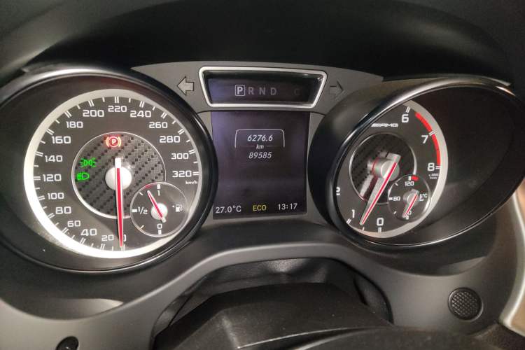 Used Mercedes-Benz CLA AMG 2014 AMG CLA 45 4MATIC Odometer Close Up